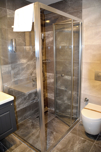Bathroom 4, Sahil Hotel Pendik, Tuzla