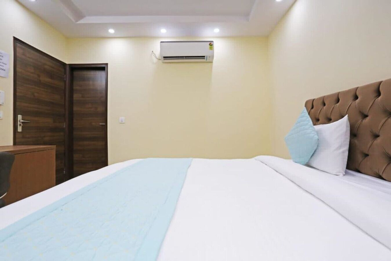 Bedroom 2, Hotel Mannat bhera enclave, West