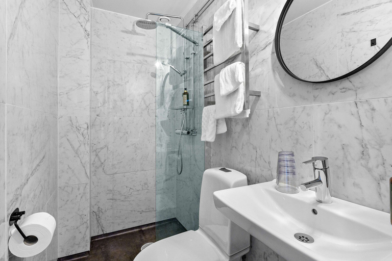 Bathroom 4, Nora Stadshotell, Sure Hotel Collection by Best Western, Nora