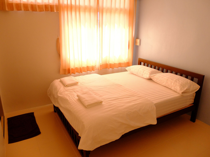 Bedroom 4, We Inn, Don Muang