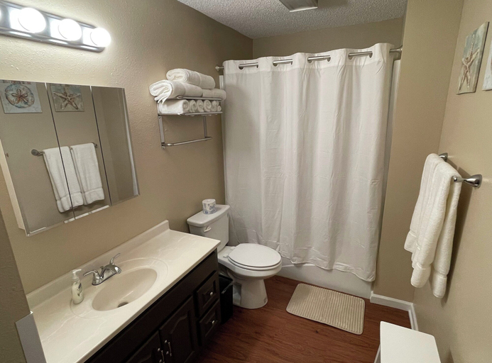 Bathroom 3, O2 Suites Houma, Terrebonne