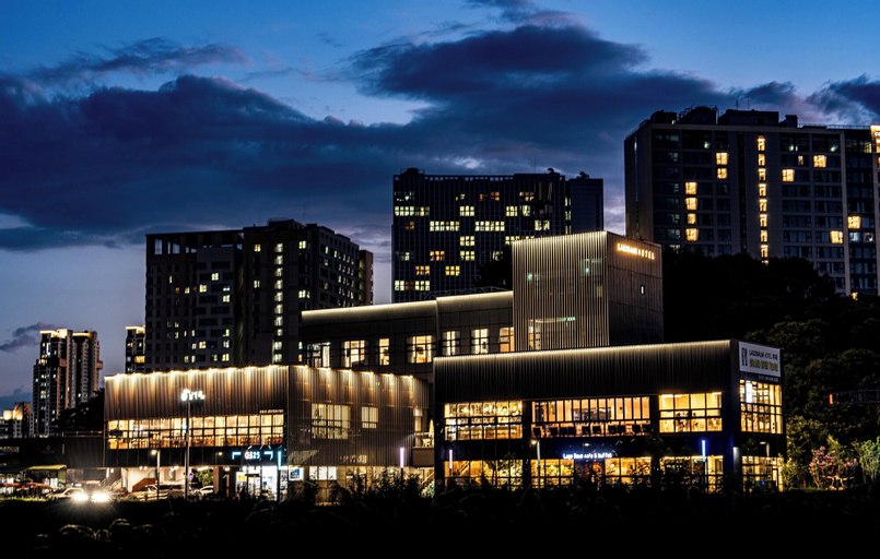 Lagobaum Hotel, Yeongi
