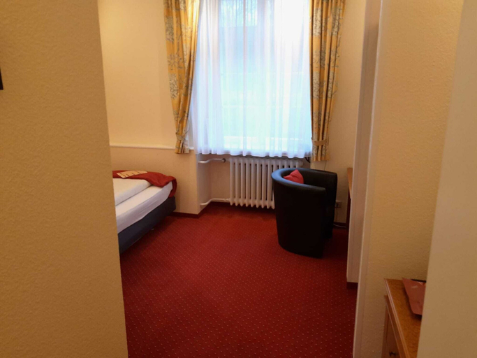 Bedroom 4, CAREA Schlosshotel Domäne Walberberg, Rhein-Sieg-Kreis