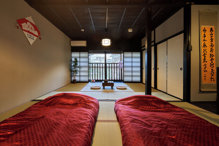 Bedroom 2, Oyadokinokuniya Maruyama Machi Tei, Nagasaki