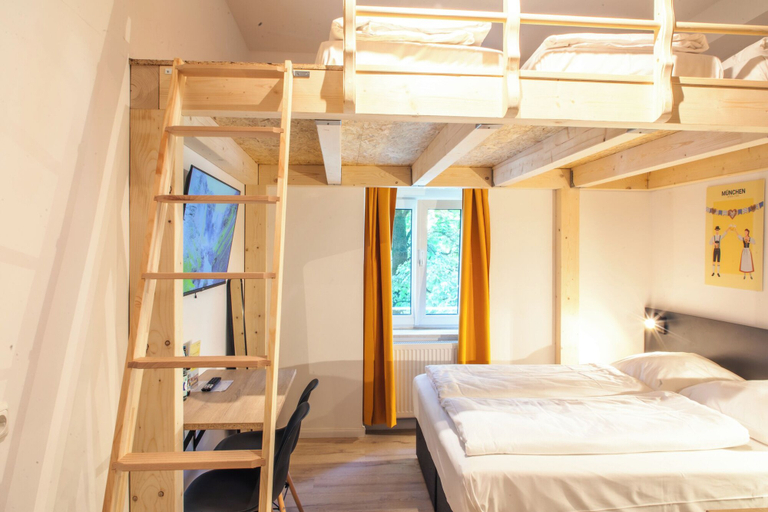 Bedroom 4, Servus Apartments by Homaris, München