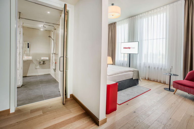 Bedroom 3, IntercityHotel Hamburg-Barmbek, Hamburg