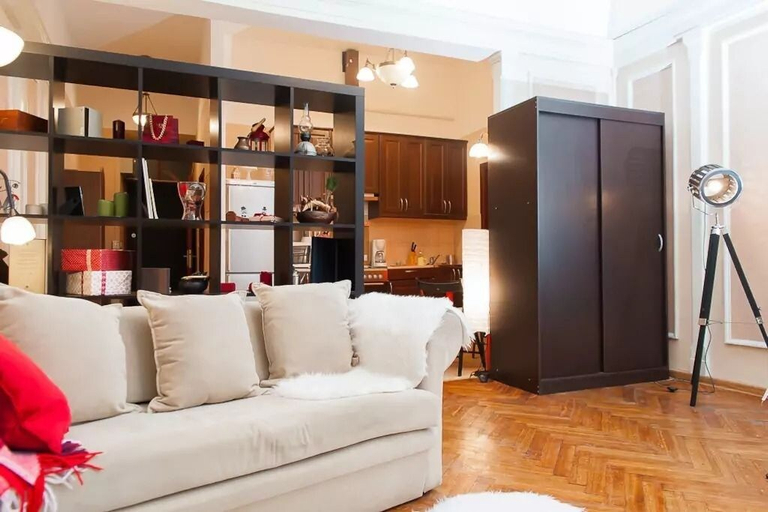 Others 5, Apartment on Bolshoy Gnezdnikovskiy 10, Northern