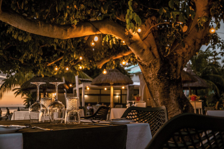 Food & Drinks 5, La Mariposa, Black River