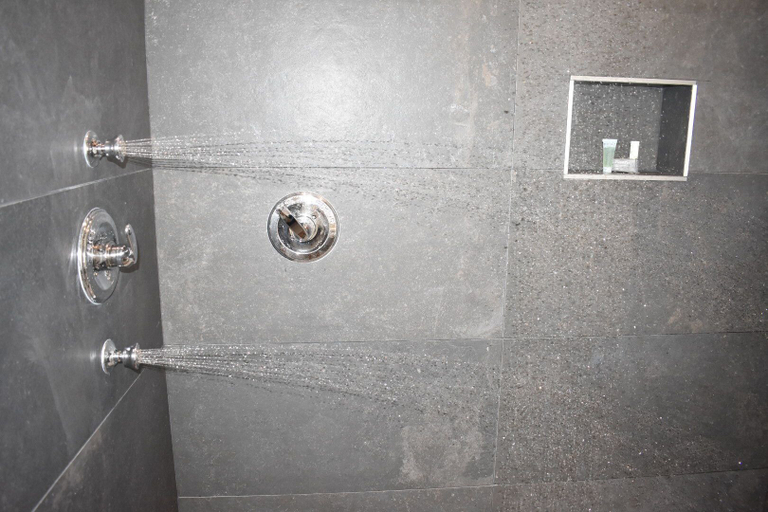 Bathroom 3, Bluestar Inn, Houston