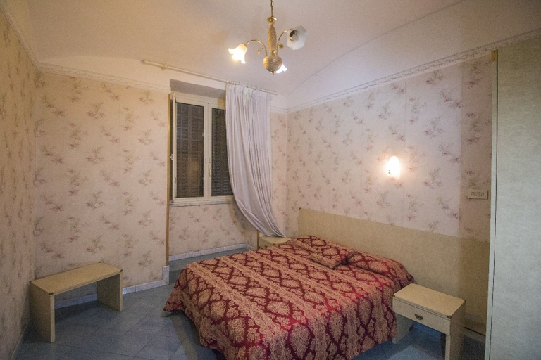 Bedroom 3, Andromeda by Gialel, Rome