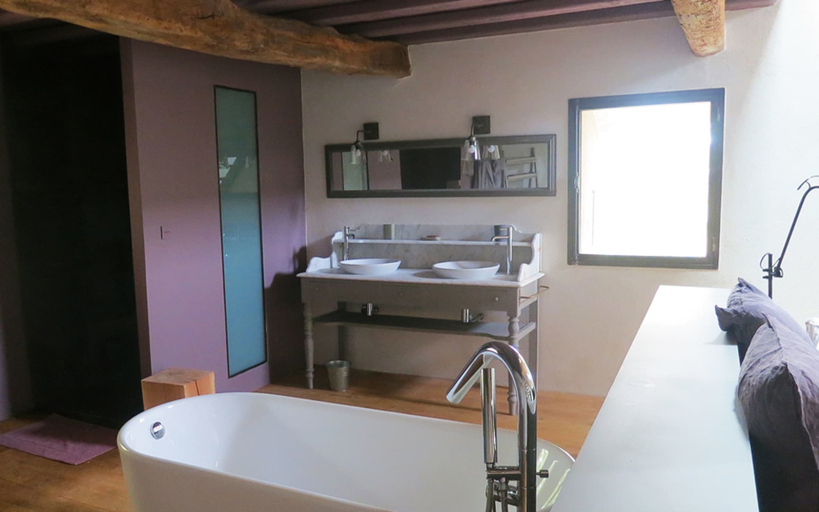 Bathroom 3, Chateau de Villeclare, Pyrénées-Orientales