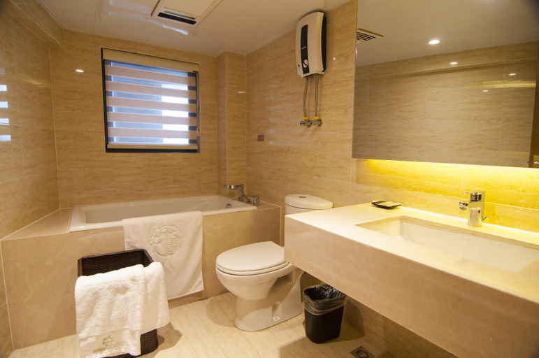 Bathroom 3, Home Plus Suite Hotel And Apartment, Wuhan