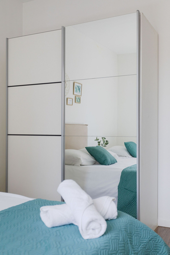 Bedroom 2, Appartements Centre Marseille, Bouches-du-Rhône