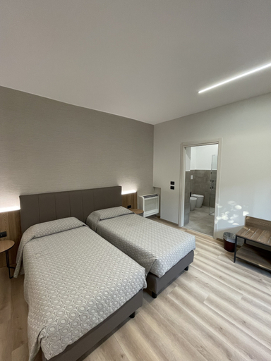 Bedroom 4, Villa Noce - Guest House, Brescia