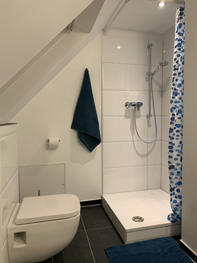 Bathroom 3, Zum armen Mann, Düsseldorf