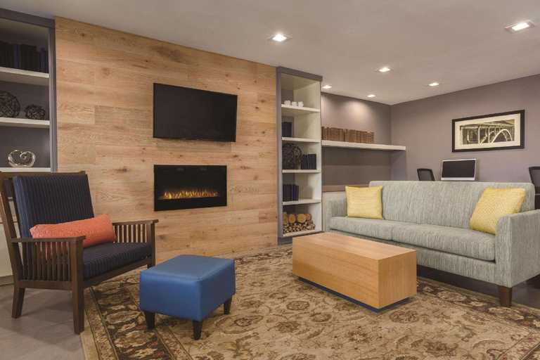 Public Area 2, Country Inn & Suites by Radisson, Lubbock Southwest, TX, Lubbock