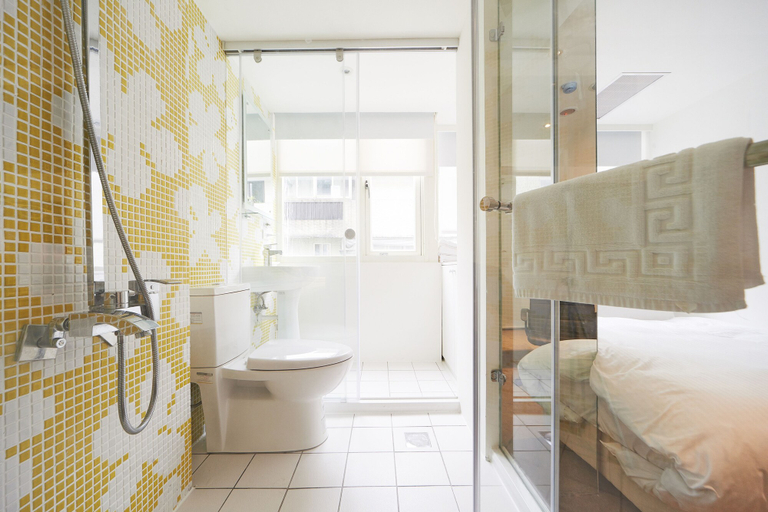Bathroom 5, Forever Inn, Taipei City