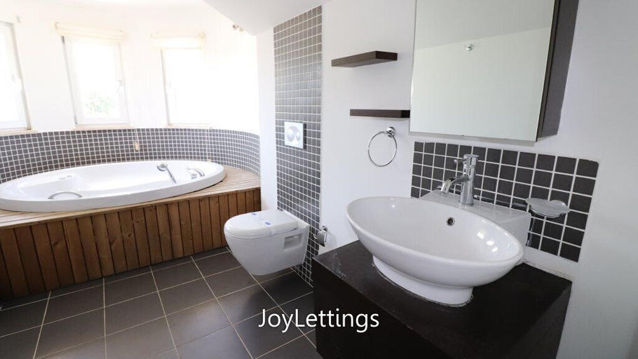 Bathroom 4, Villa BG12 by JoyLettings, Fethiye