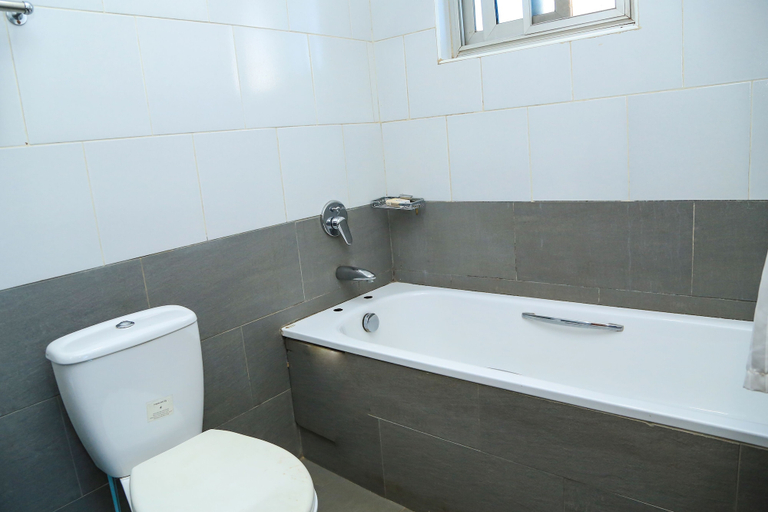 Bathroom 4, Hillview Apartments, Kampala