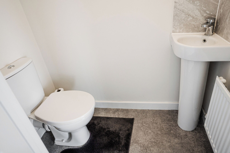 Bathroom 4, 2-bed House With Canal View, Garden & Petsok, Manchester