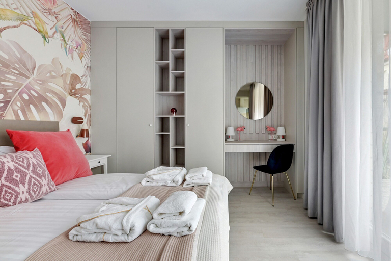 Room 2, Lion Apartments - Pink i Mustang Studio, Sopot