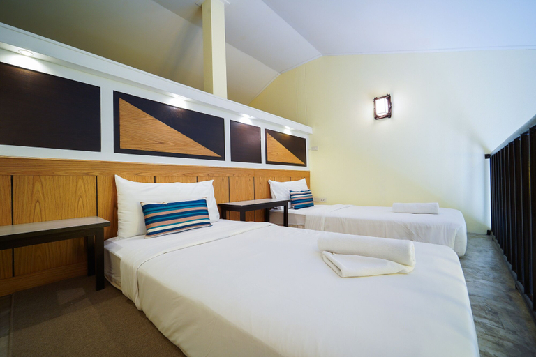 Bedroom 4, Warasin Resort, Sattahip