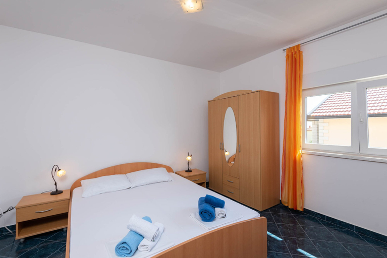 Bedroom 2, Apartments Mare, Orebić