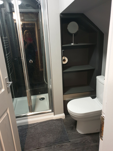 Bathroom 4, Lovely 4 bed House Sleeping 8 Near Ashbourne, Derbyshire