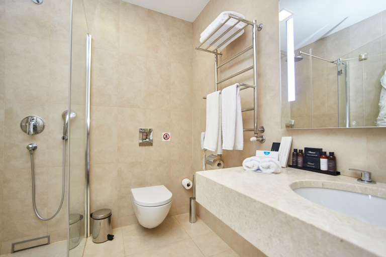 Bathroom 5, Panorama De Luxe, Odes'ka