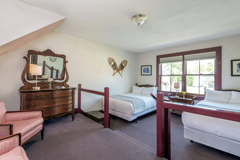Bedroom 3, Old Stagecoach Inn, Washington