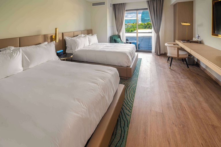 Bedroom 4, Dolce by Wyndham Hollywood, Broward