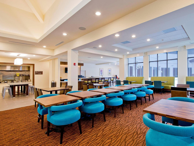 Food & Drinks 5, Hilton Garden Inn Martinsburg, Berkeley