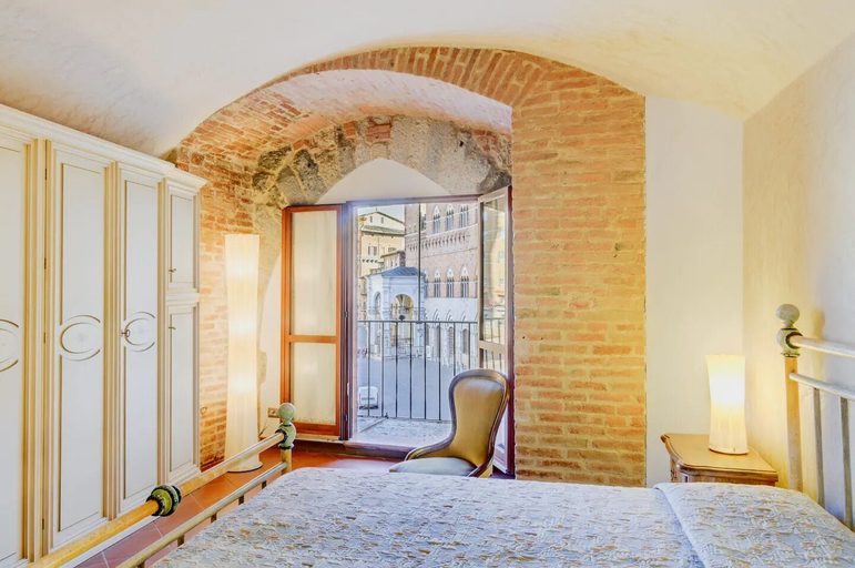 Room 4, Bargello Accommodation, Siena