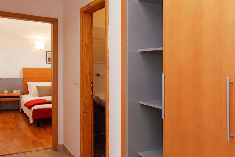 Bedroom 2, Apartments Vala, Vela Luka