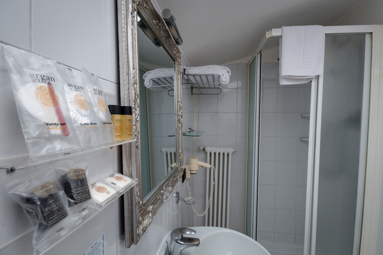Bathroom 4, Hotel Centrale, Bologna