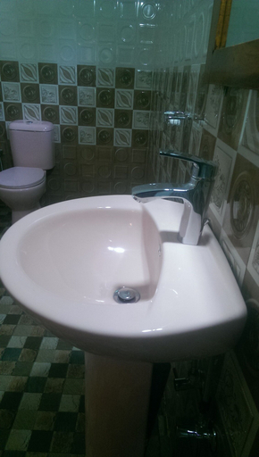 Bathroom 3, Paradise Beach House, Devinuwara