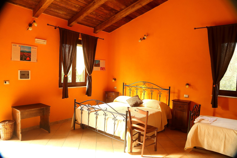 Bedroom 5, Al Grande Gelso, Cosenza