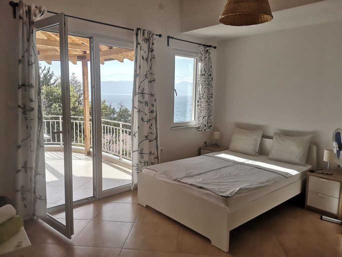 Bedroom 2, Villa Chingo