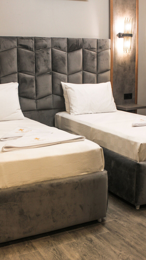 Bedroom 5, Talles City Hotel, Konak