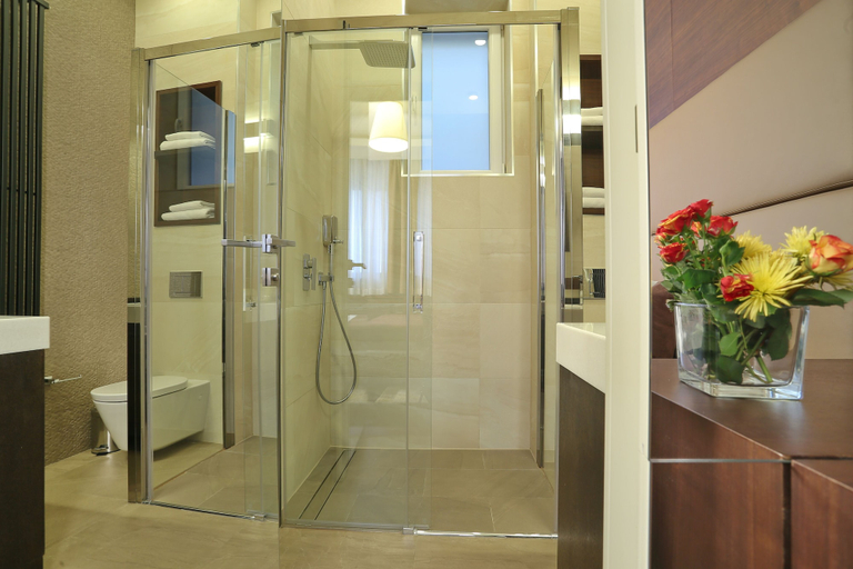 Bathroom 3, Belgreat Premium Suites, Belgrade