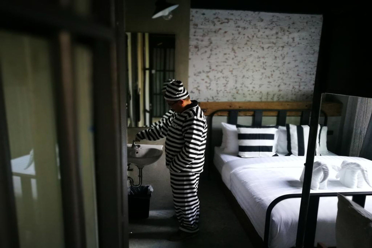 Bedroom 4, Sook Station, Bang Na