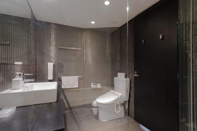 Bathroom 3, Kira Kira Suites by H2 Life, Kutchan