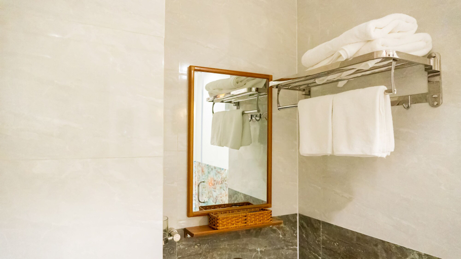 Bathroom 3, AHA Hoang Van Homestay Nha Trang, Nha Trang