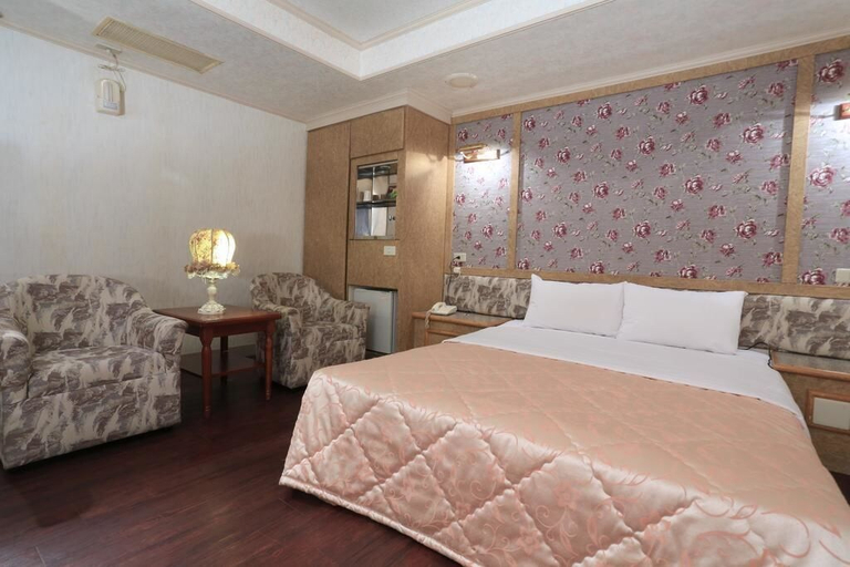 Bedroom 1, Kings Hotel, Yilan