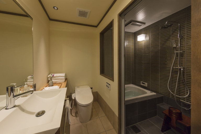 Bathroom, Hanagoromo, Kyoto