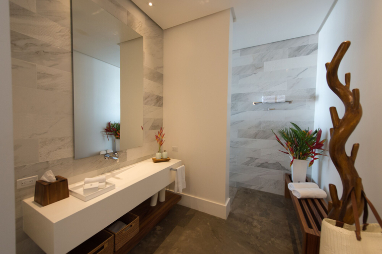 Bathroom 4, Ibagari Boutique Hotel, Roatán