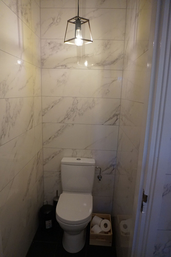 Bathroom 3, B & B de Smedery, Nijmegen