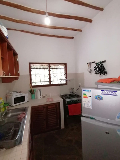 Others 4, Johari Villas, Malindi