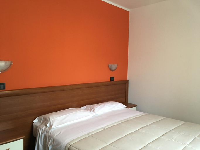 Bedroom 3, Hotel Cortina, Verona