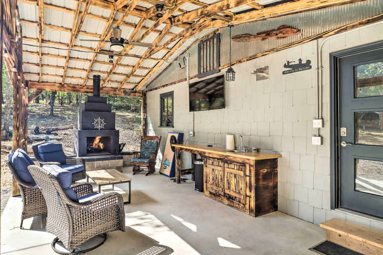 Others 1, Remodeled Cabin w/ Fire Pit on Norfork Lake!, Baxter